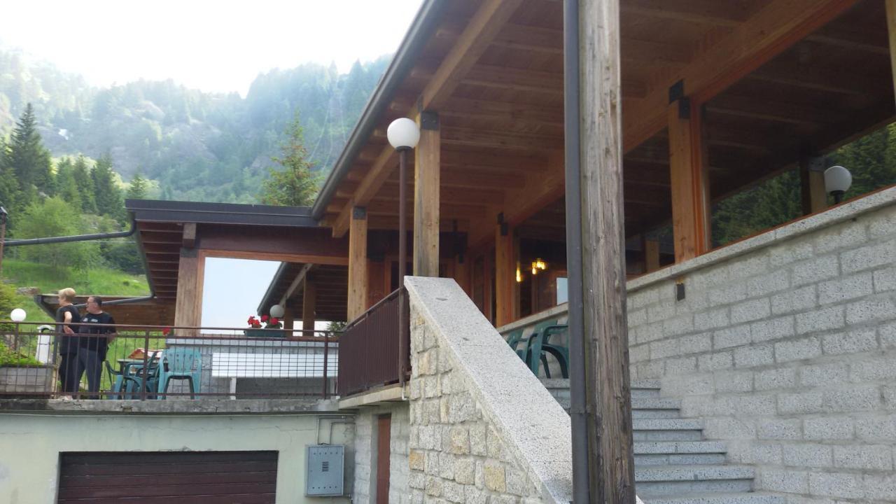 Rifugio Stella Alpina Saviore dell'Adamello Exterior foto