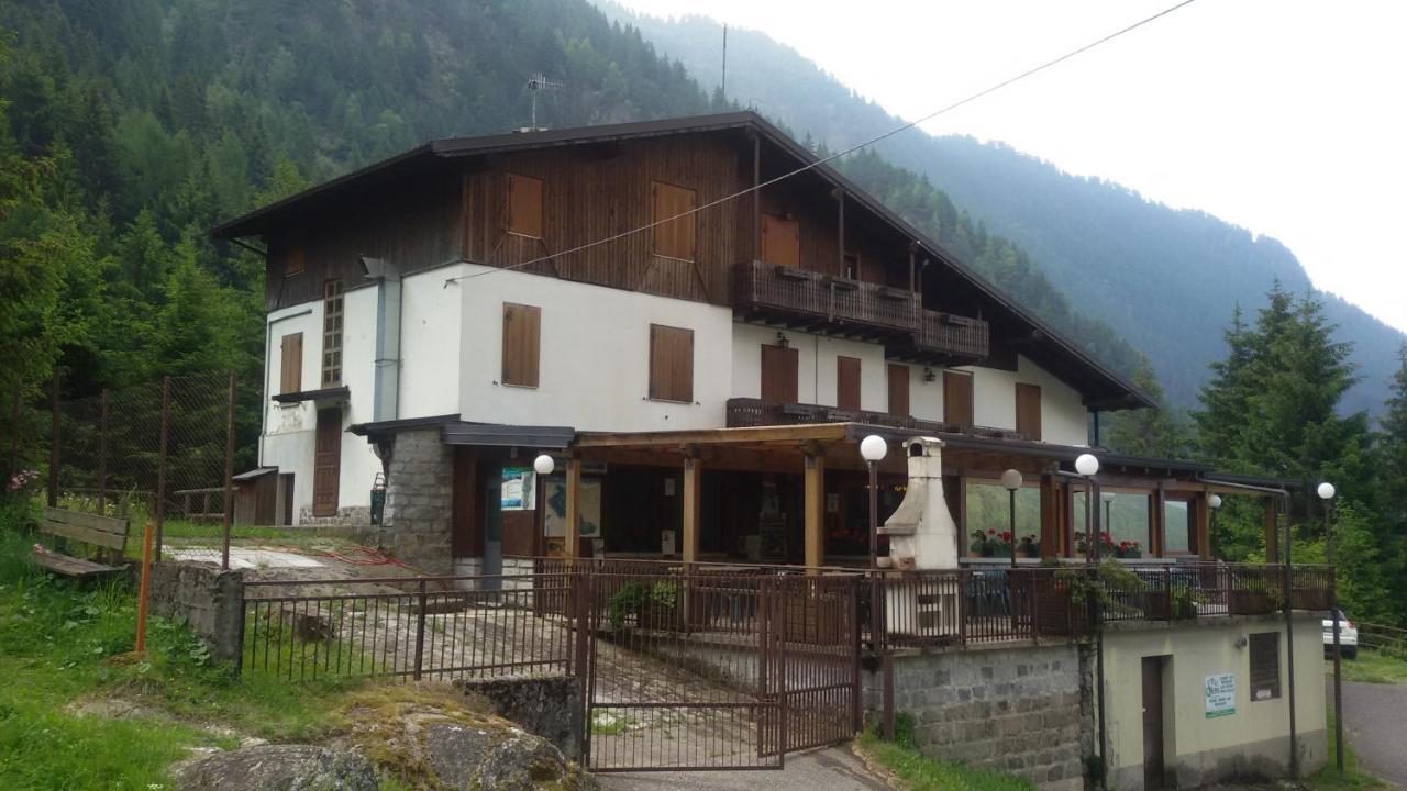 Rifugio Stella Alpina Saviore dell'Adamello Exterior foto