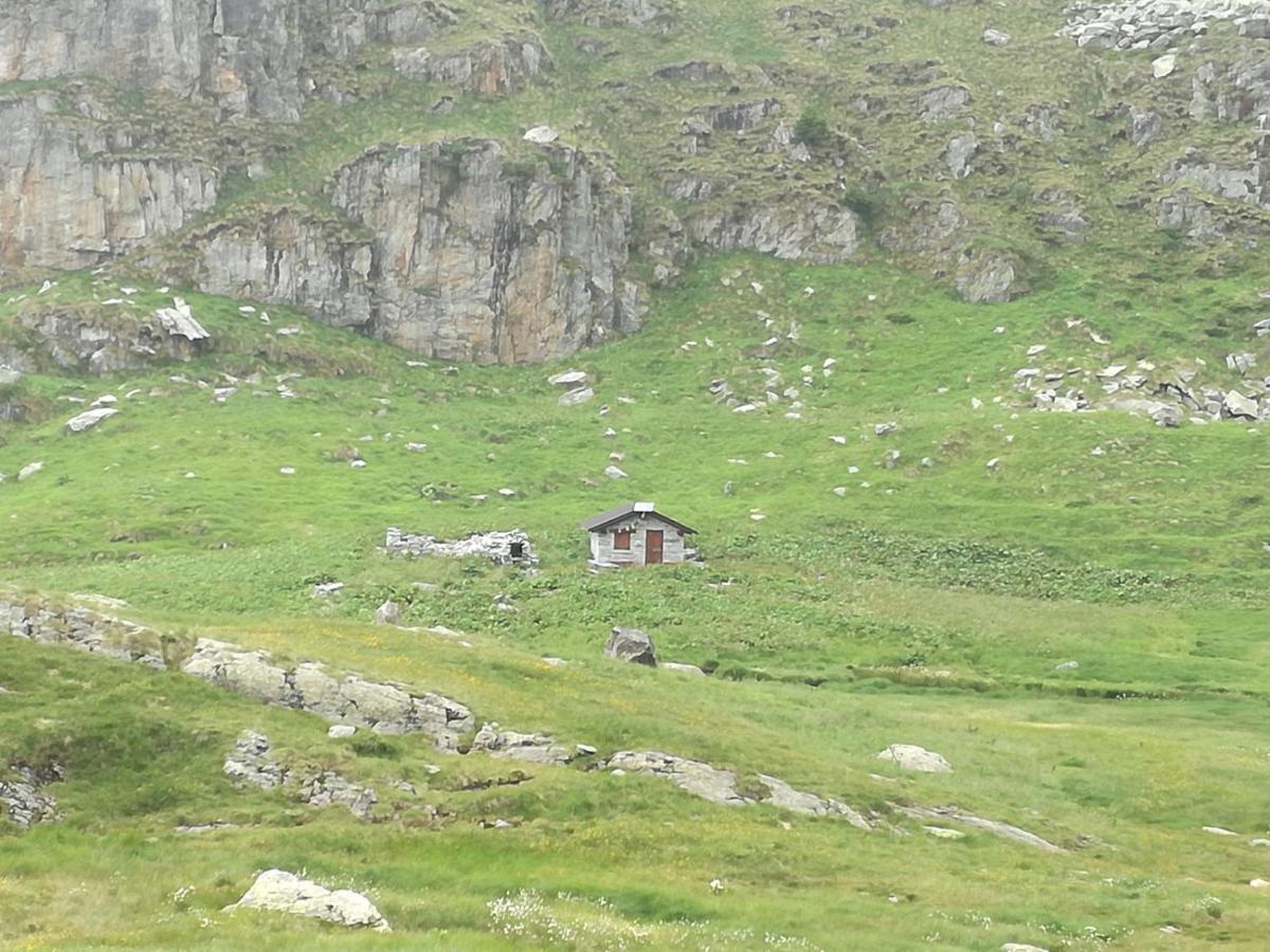 Rifugio Stella Alpina Saviore dell'Adamello Exterior foto