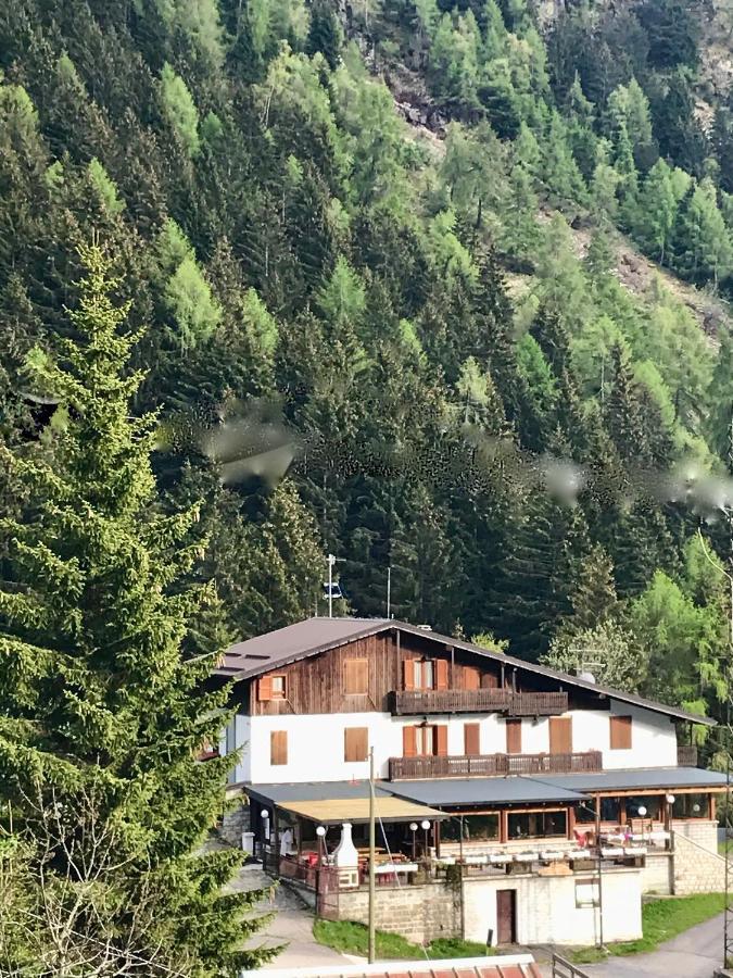 Rifugio Stella Alpina Saviore dell'Adamello Exterior foto