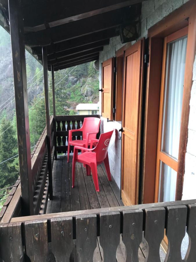 Rifugio Stella Alpina Saviore dell'Adamello Exterior foto